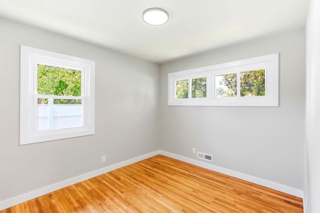 5106 Paul Drive, Brooklyn Center, MN 55429