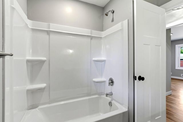 5106 Paul Drive, Brooklyn Center, MN 55429