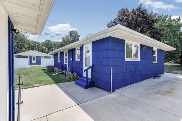 5106 Paul Drive, Brooklyn Center, MN 55429