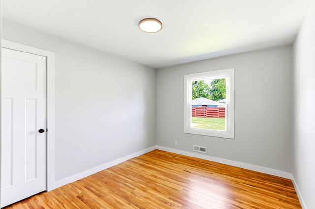 5106 Paul Drive, Brooklyn Center, MN 55429