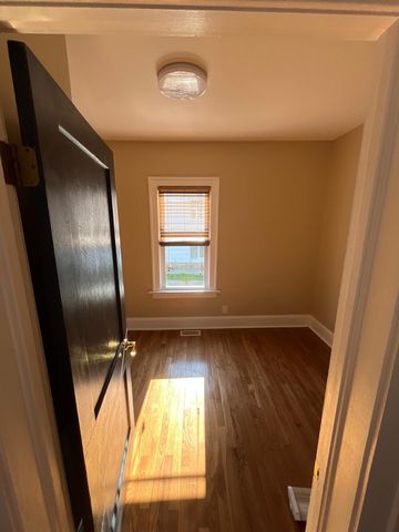 132 156th Place, Calumet City, IL 60409