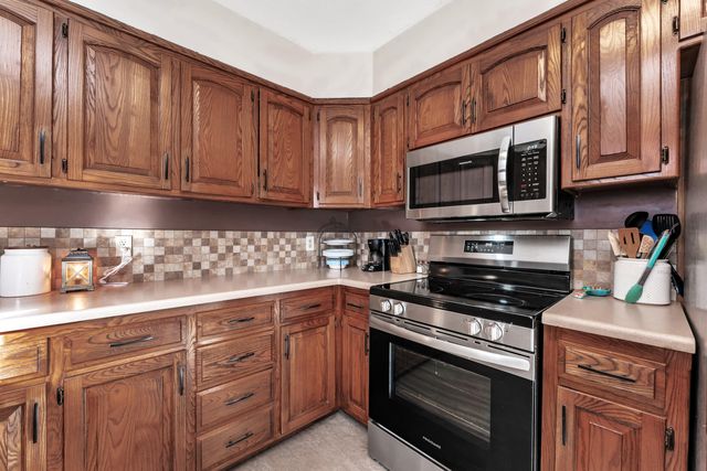 1407 N 14th Street, Ozark, MO 65721