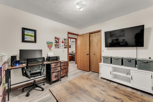 1407 N 14th Street, Ozark, MO 65721