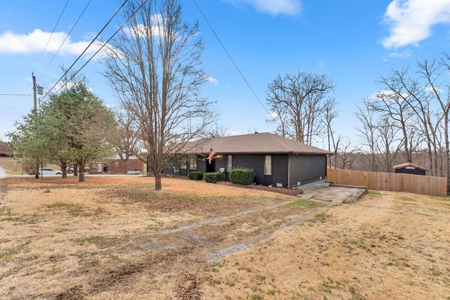 1407 N 14th Street, Ozark, MO 65721