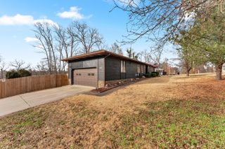 1407 N 14th Street, Ozark, MO 65721