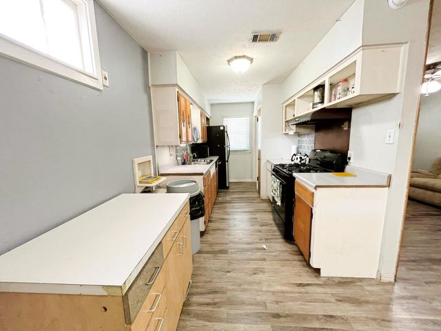 904 Miranda Drive, Mesquite, TX 75149