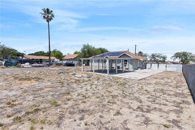 16397 Orange Way, Fontana, CA 92335