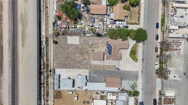 16397 Orange Way, Fontana, CA 92335