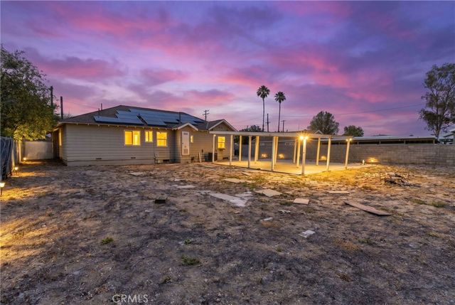 16397 Orange Way, Fontana, CA 92335