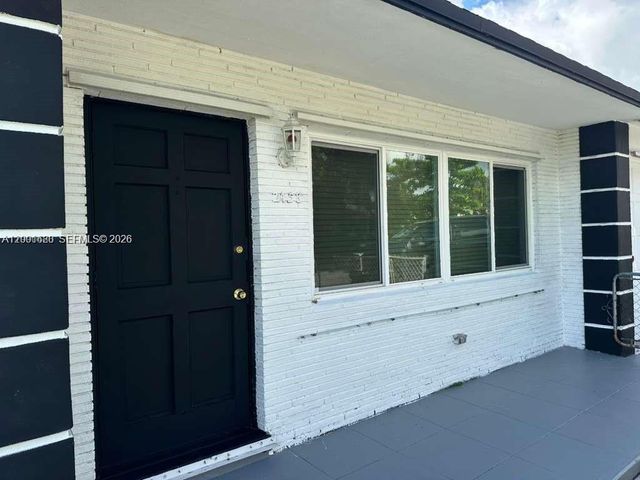 2458 Plunkett St 0, Hollywood, FL 33020