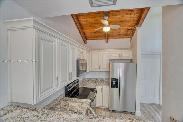 8015 SW 21st Court, Davie, FL 33324
