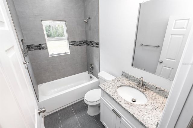 2642 MAGNOLIA CIRCLE, Lake Wales, FL 33898