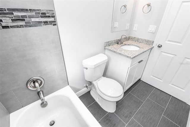 2642 MAGNOLIA CIRCLE, Lake Wales, FL 33898