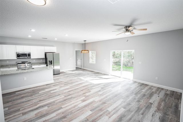 2642 MAGNOLIA CIRCLE, Lake Wales, FL 33898