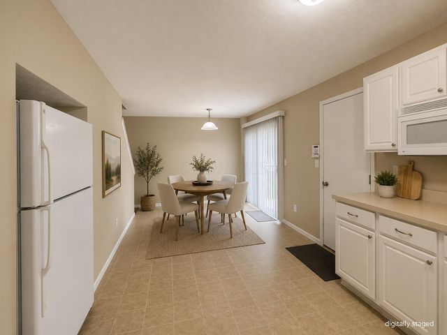 6153 Albany Way Drive, Westerville, OH 43081