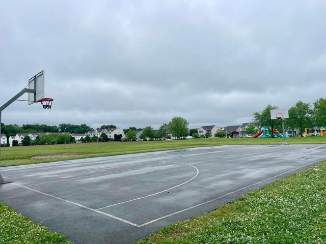 6153 Albany Way Drive, Westerville, OH 43081