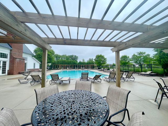 6153 Albany Way Drive, Westerville, OH 43081