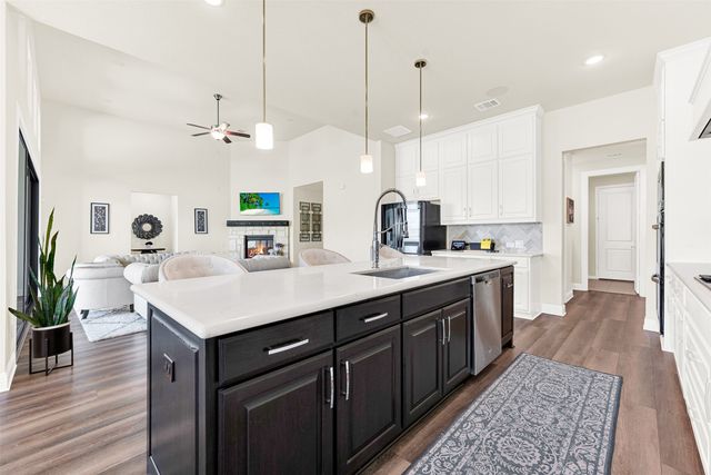 915 Blueberry Way, Northlake, TX 76247