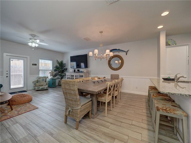 1813 S 11th 502, Port Aransas, TX 78373