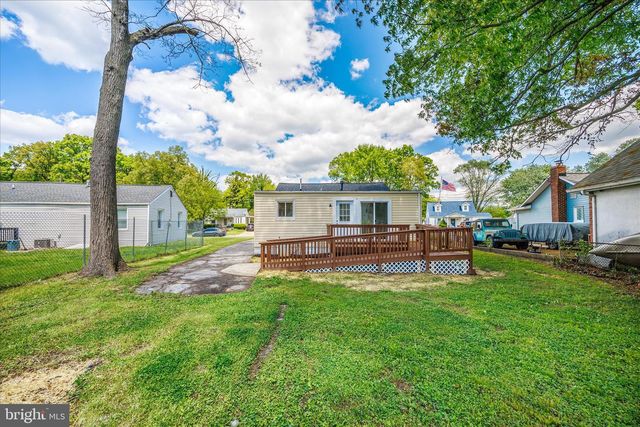 945 RENFREW, Baltimore, MD 21221
