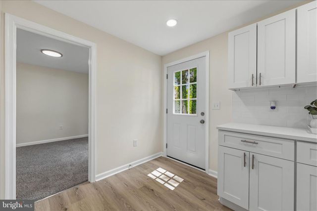 945 RENFREW, Baltimore, MD 21221