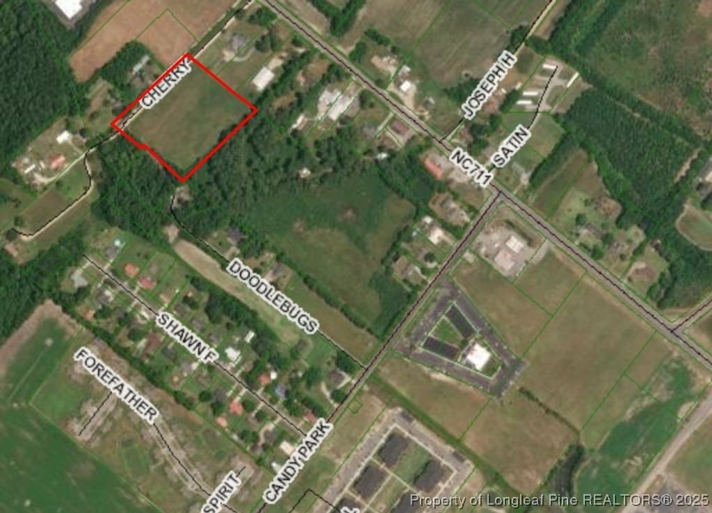 Cherry Lane, Pembroke, NC 28372 — exterior