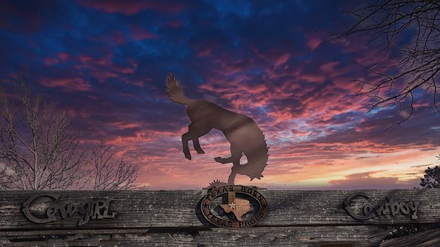 112 W Deerfield, Ingram, TX 78025