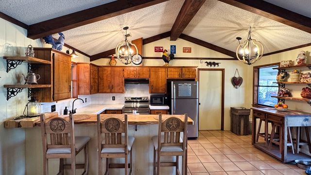 112 W Deerfield, Ingram, TX 78025