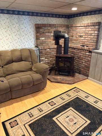 38 Highwood Avenue, Watertown, CT 06779