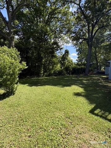 38 Highwood Avenue, Watertown, CT 06779