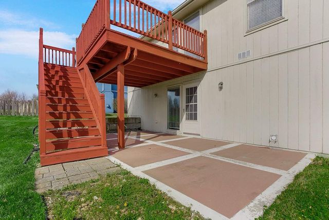 11212 N Summit Street, Kansas City, MO 64155