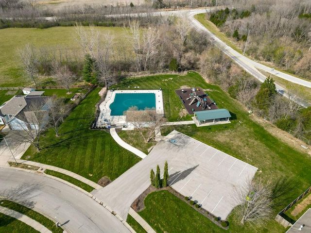 11212 N Summit Street, Kansas City, MO 64155