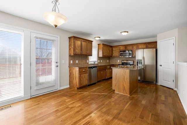 11212 N Summit Street, Kansas City, MO 64155