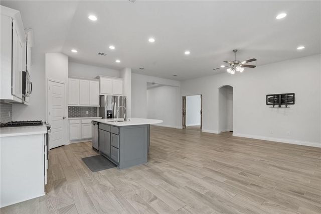 209 Magdalene WAY, Liberty Hill, TX 78642