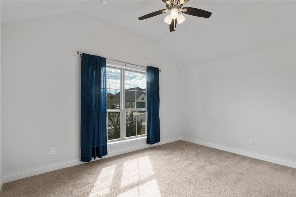 209 Magdalene WAY, Liberty Hill, TX 78642