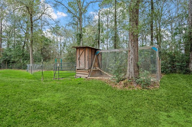 280 Martin Creek Drive, Cleveland, TX 77328