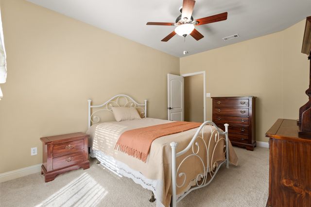 1666 Plum Creek Drive, Midlothian, TX 76065