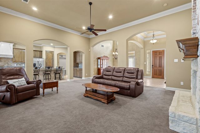 1666 Plum Creek Drive, Midlothian, TX 76065