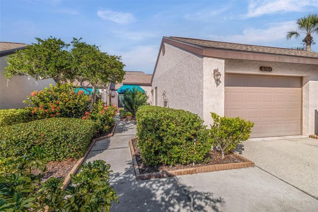 6089 CLUBSIDE DRIVE 00, Sarasota, FL 34243