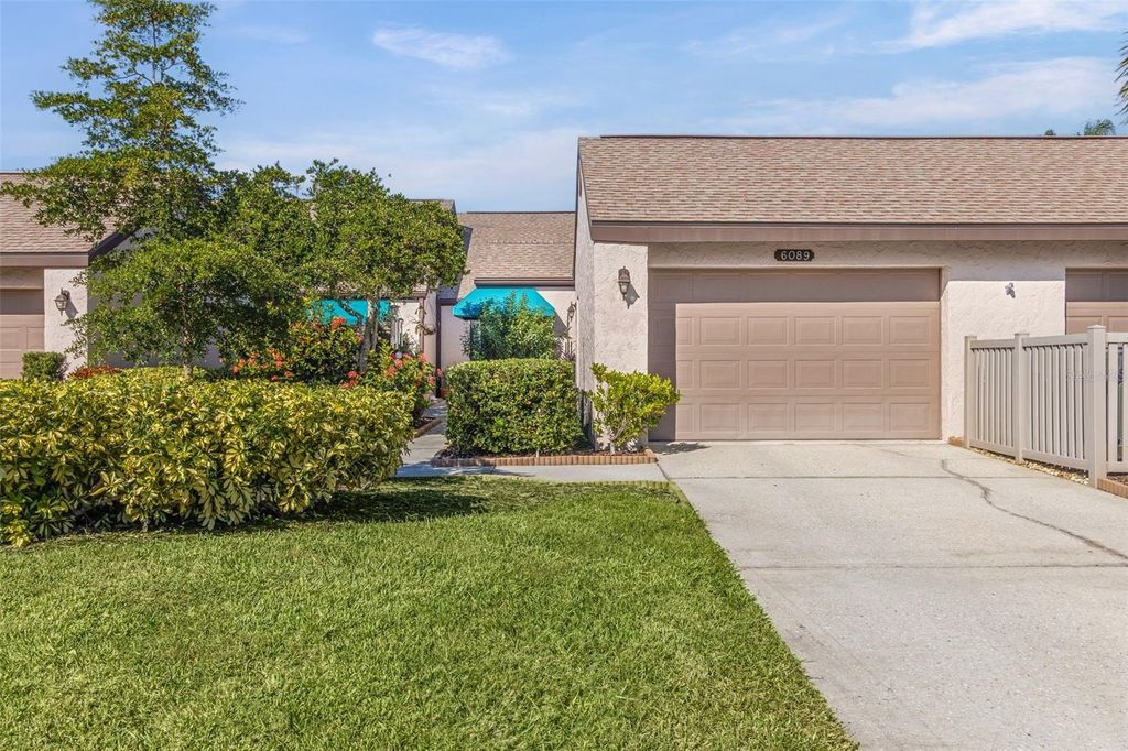 6089 CLUBSIDE DRIVE 00, Sarasota, FL 34243