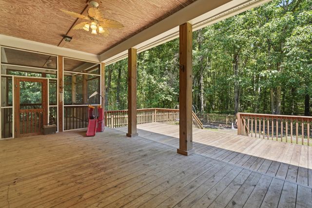 1404 Leisure Drive, Summerville, SC 29486