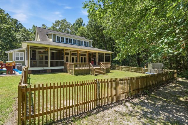 1404 Leisure Drive, Summerville, SC 29486