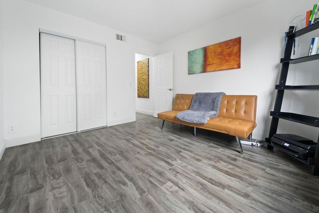 8851 Wiles Road Apt 304, Coral Springs, FL 33067