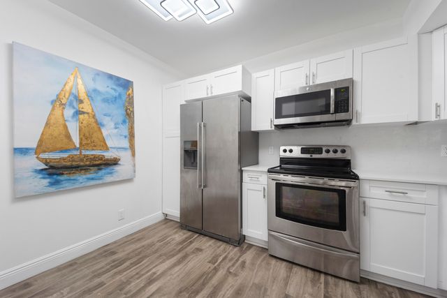 8851 Wiles Road Apt 304, Coral Springs, FL 33067