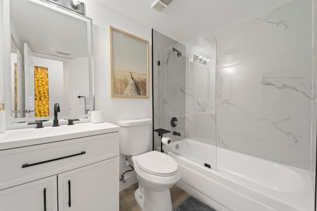 8851 Wiles Road Apt 304, Coral Springs, FL 33067