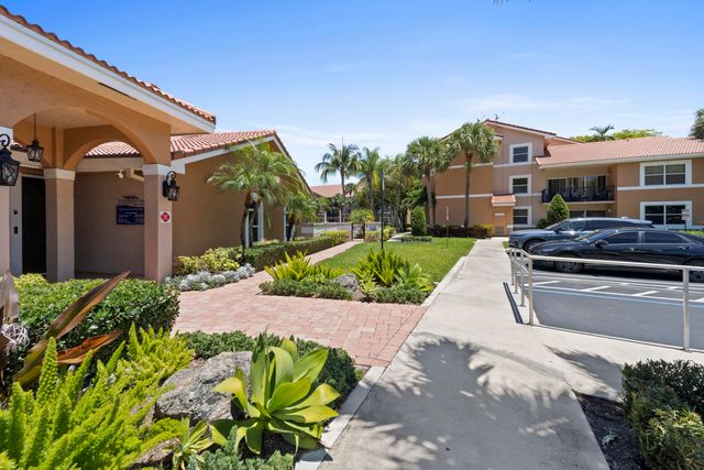 8851 Wiles Road Apt 304, Coral Springs, FL 33067