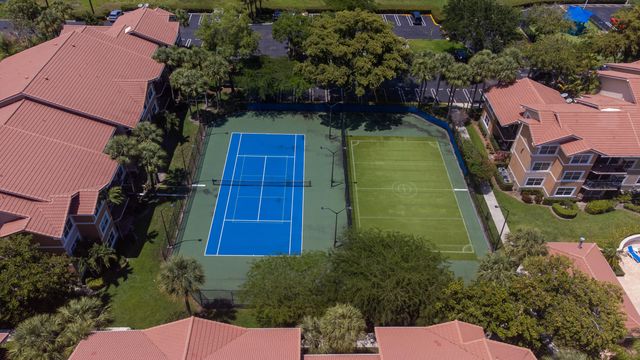 8851 Wiles Road Apt 304, Coral Springs, FL 33067
