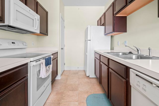 4930 Crab Pond Ct Unit 203, Myrtle Beach, SC 29579