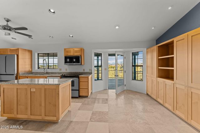 235 W Via Tortuga Drive, Wickenburg, AZ 85390