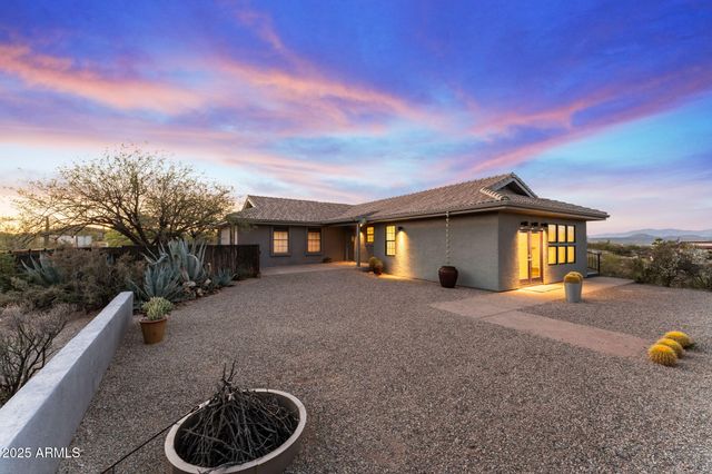 235 W Via Tortuga Drive, Wickenburg, AZ 85390